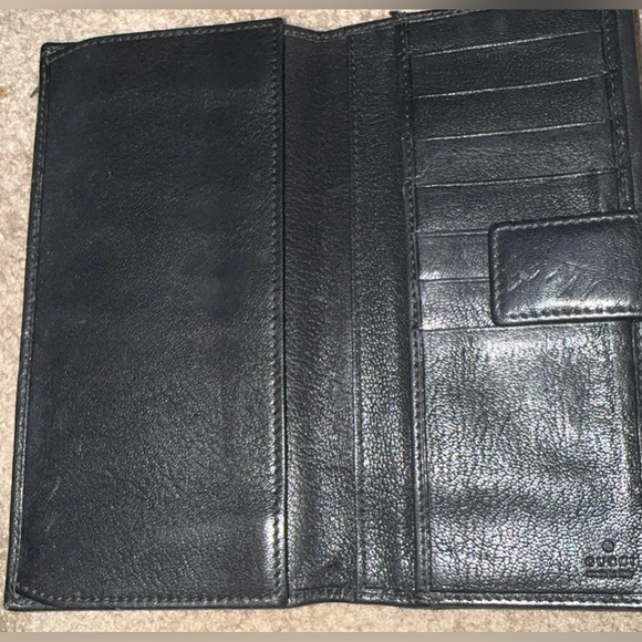Authentic Gucci wallet - Picture 3 of 3